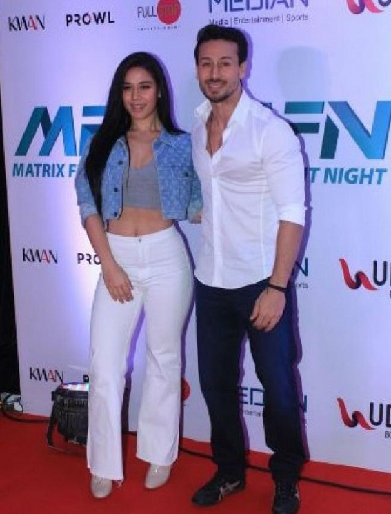 Tiger protects Disha from fans while leaving eatery