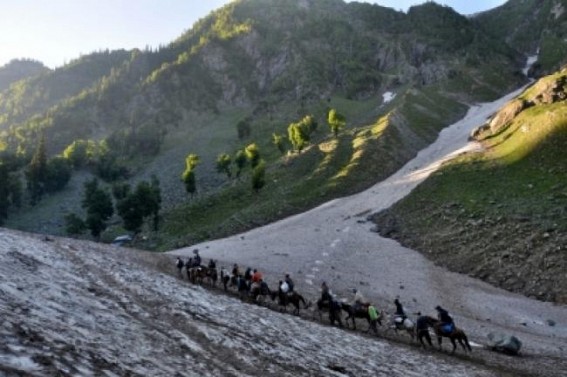 Amarnath Yatra enters Day 3, over 11K complete darshan