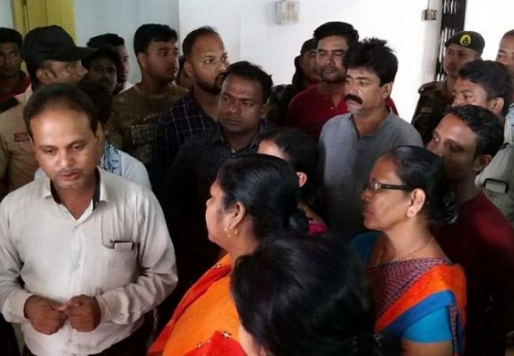 BJP leaders met gang-rape victim, asked Opposition not to politicize rape   