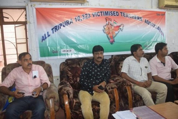Ratanlal-friendly 10323 teachers asked colleagues not to take tension about future
