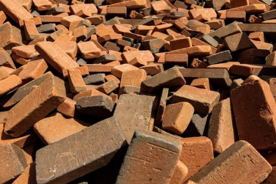 7 killed in Bangladesh building collapse after blast