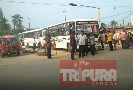 BMS Vs BMS fights again paralyzed traffic movement at Nagerjala motor-stand