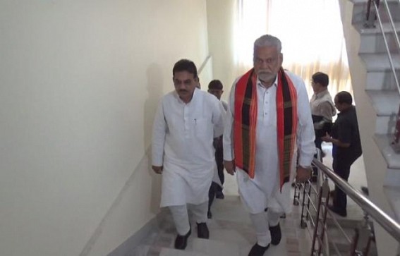 Union Minister of State for agriculture & farmers Welfare arrives Tripura