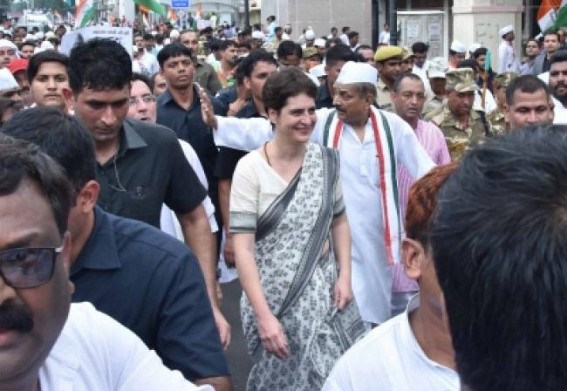 Priyanka visits family of another jailed activist