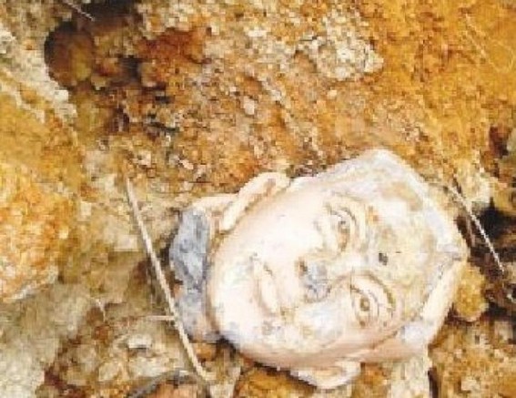 After Lenin, King Bir Bikram now Bengali poet Sukantaâ€™s statue demolished in Tripura