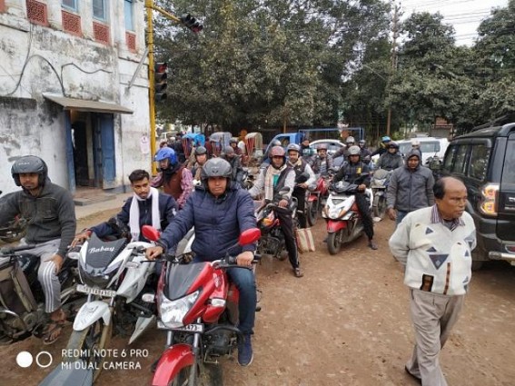 Amid high petrol price,petrol crisis added fuel to public suffering in Agartala 