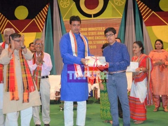 Tripura CM asks Education Dept to adopt â€˜Baniaâ€™ mentality to link Education with Commercialization, cites example, â€˜Devi Durga also brings â€˜Laxmiâ€™ along with â€˜Saraswatiâ€™