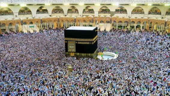 Saudi suspends entry for Umrah pilgrimage over COVID-19 fears