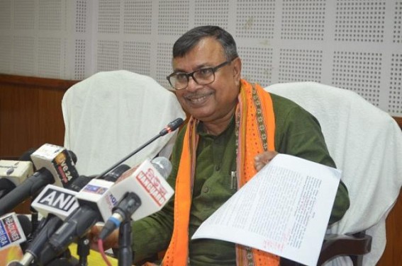 â€˜25 years Communist regime has turned journalists, common menâ€™s mindsets very complicatedâ€™ : Ratanlal Nath insults media on face after being questioned about uncertainty over SC's future verdict on 10323 Teachers Appointment 
