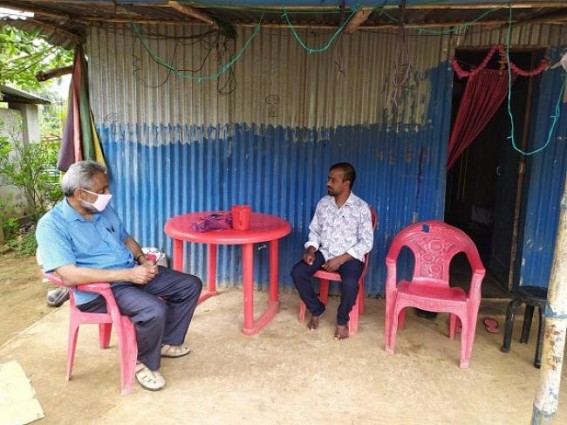 13 years old girlâ€™s burnt dead body recovery incident : High Court Senior Advocate Purushottom Roy Barman met family
