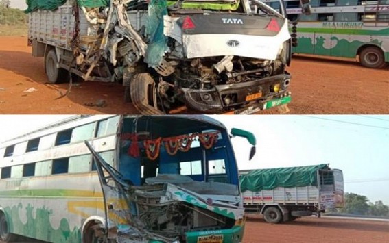 8 migrants killed in bus-truck collision in Guna, MP
