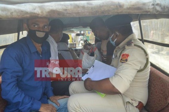 West Agartala Police seized bundles of Cashes from a house at Jaynagar, 2 detained for interrogation 