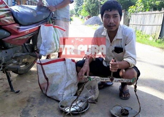 10323 Teacher Manoj Debbarma has become Fish-Seller : BJPâ€™s Promise of â€˜HIRAâ€™ proves â€˜JUMLAâ€™