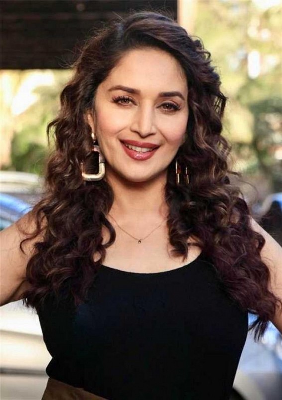 Madhuri Dixit recalls working with late Saroj Khan in 'Devdas'