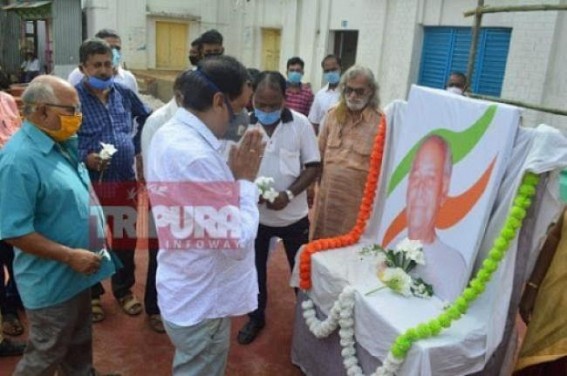 Congress President blames BJP, CPI-M both for 10323 teachers Tragedy 