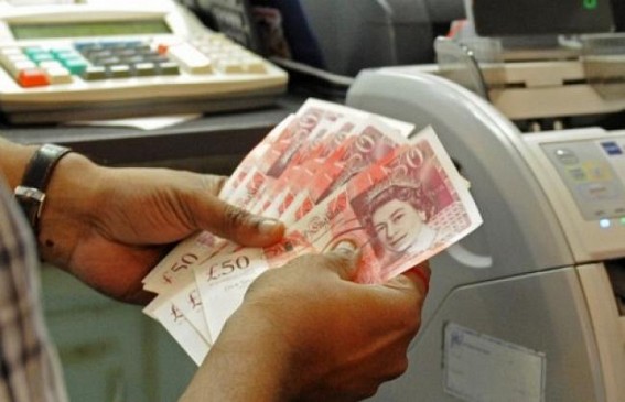 UK government debt hits $2.6tn for first time