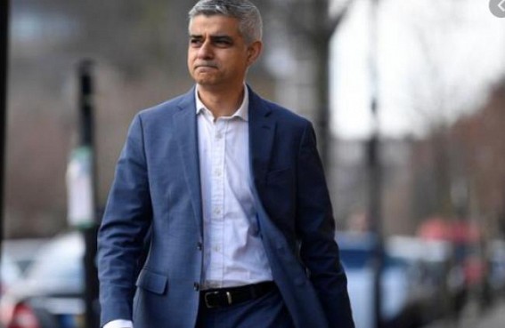 London Mayor urges immediate ban on ban household mixing