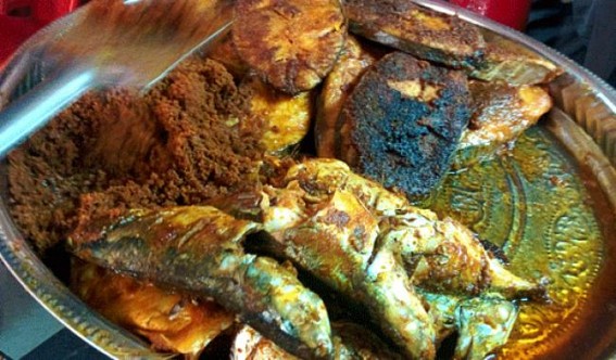 Fish Fries stolen by thieves in Belonia Bankar Bazar's hotel 