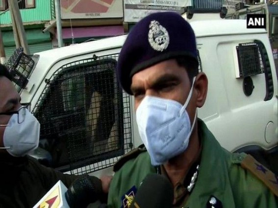 Two soldiers killed in drive-by shooting on Srinagar's outskirts