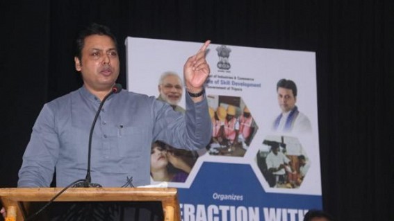 â€˜50 % women in Govt Sectors does not mean Women Empowerment but 50% women in business means soâ€™ : CM