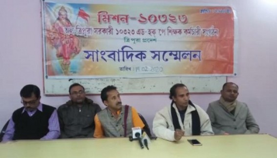 â€˜Solve our future immediatelyâ€™ : 10323 teachers