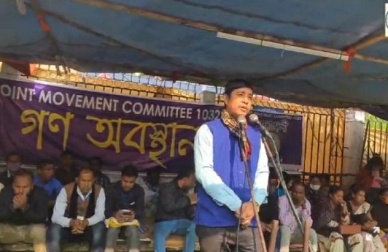 10323 Teachers' Protest falls on Day 22 : No Response from State Govt yet to the agitating teachers : Teachers announced a Massive Movement schools to schools on January 1st