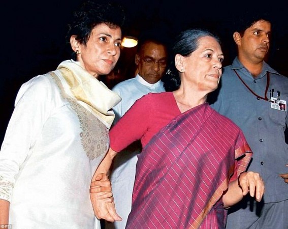 Sonia holds virtual meet to discuss political situation, farmers' issue