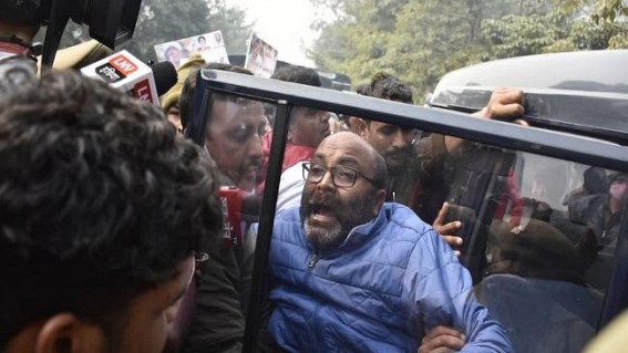 UPCC chief, party men detained while marching to Raj Bhawan