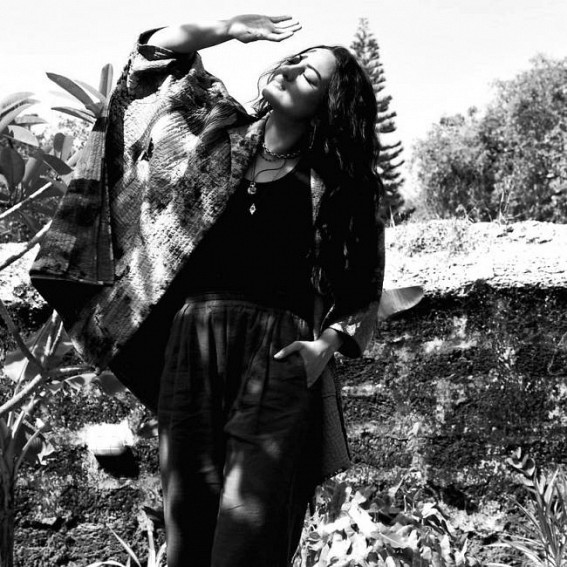 Sonakshi switches on beauty mode in monochrome picture