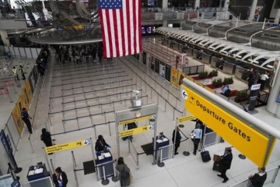 US air travel at highest level in nearly a year