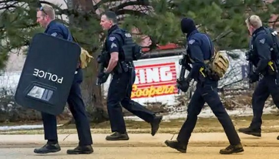 10 killed in US grocery store shooting
