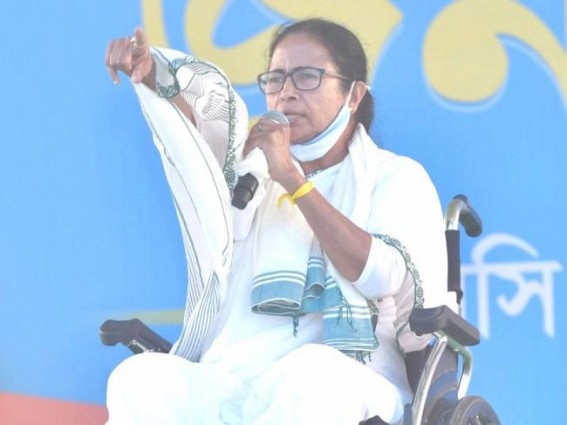 Mamata cancels all 'big rallies' in Kolkata amid Covid surge