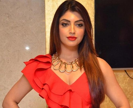 Akanksha Puri roots for Divyanka Tripathi to win 'Khatron Ke Khiladi 11'