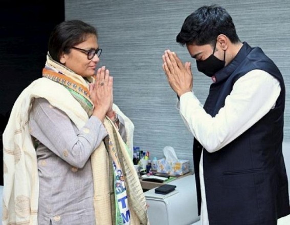 Former Congress MP Sushmita Dev quits party, joins TMC