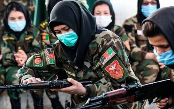 Armed Afghan women take to the streets against Taliban