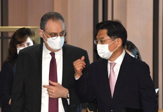South Korea, Russia discuss peninsula peace process