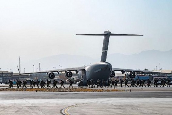 Taliban escorted Americans to gates of Kabul airport in secret pact with US military