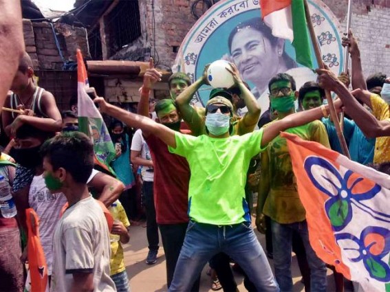 Trinamool celebrates despite EC's prohibitory order in Bengal