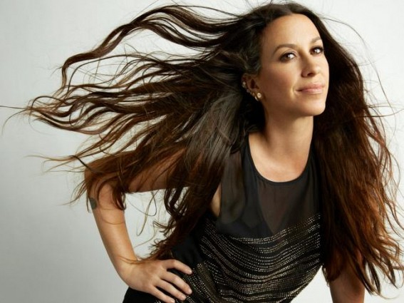 Alanis Morissette to make comedy series inspired by her life
