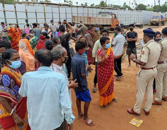 In the name of Smart City(?) BJP Govt cheated 44 BPL families by evicting them from their house with Fake Promise of Flats 