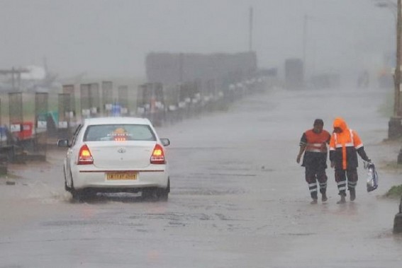 Depression to cross Chennai, Puducherry coast on Friday morning