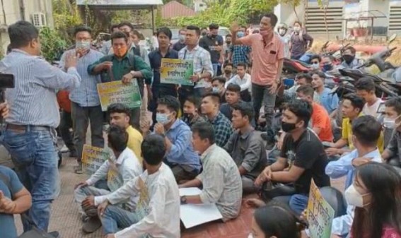 Education System in Peril under HIRA Regime : Students sat in Protest demanding long pending ST Scholarships