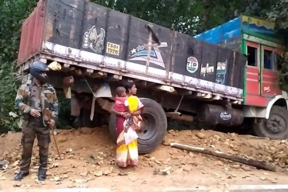 Road Mishap in Bishalgarh after Truck and Maruti car hit with each-other 