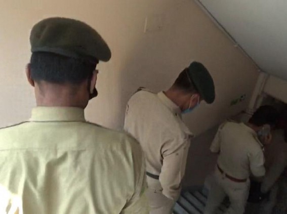 Man's hanging body found in Hotel Rangamati, Agartala Melarmath 