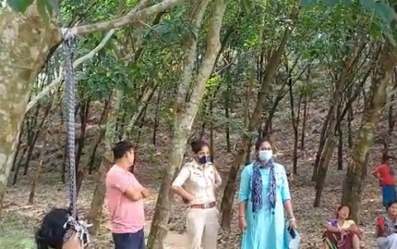 Hira Regime : Missing Housewife's Dead Body found hanging,  Murder suspected