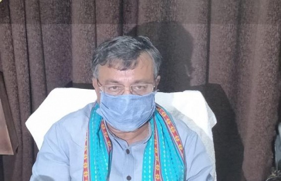 Amid Uncertainty over Board exams Stressing out Students, Education Minister Fails to Announce any Final Decision on Exam Dates : Hangs matter for 7 Days More : Joint Entrance Exams held in Abeyance 