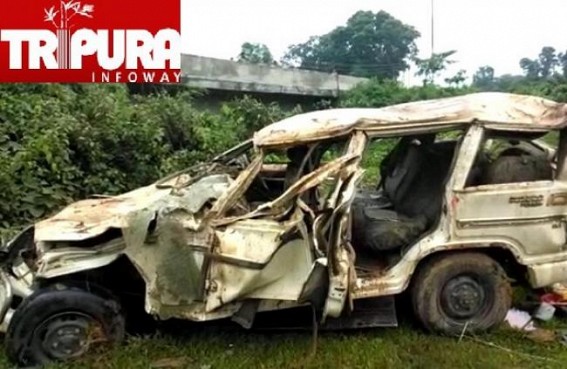 2 dead, 3 Critical in National Highway Accident at Santirbazar