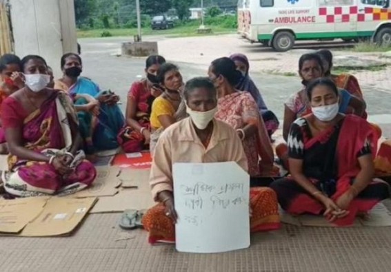 HIRA : Cleaning Staffs staged a protest over pending salaries at Gomati Dist Hospital amid Pandemic situation 
