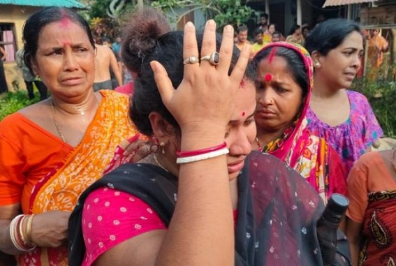 Gas cylinder leakage burnt one house into ashes