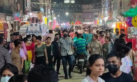 Countdown Begins for Durga Puja : Shopping spree in Agartala on busy Friday as Durga Puja clock ticks 